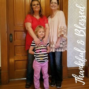 Meet your Posher, Debbie